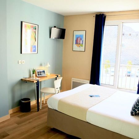 Logis Hotels- Hotel Marguerite D'Anjou Angers Chateau Εξωτερικό φωτογραφία