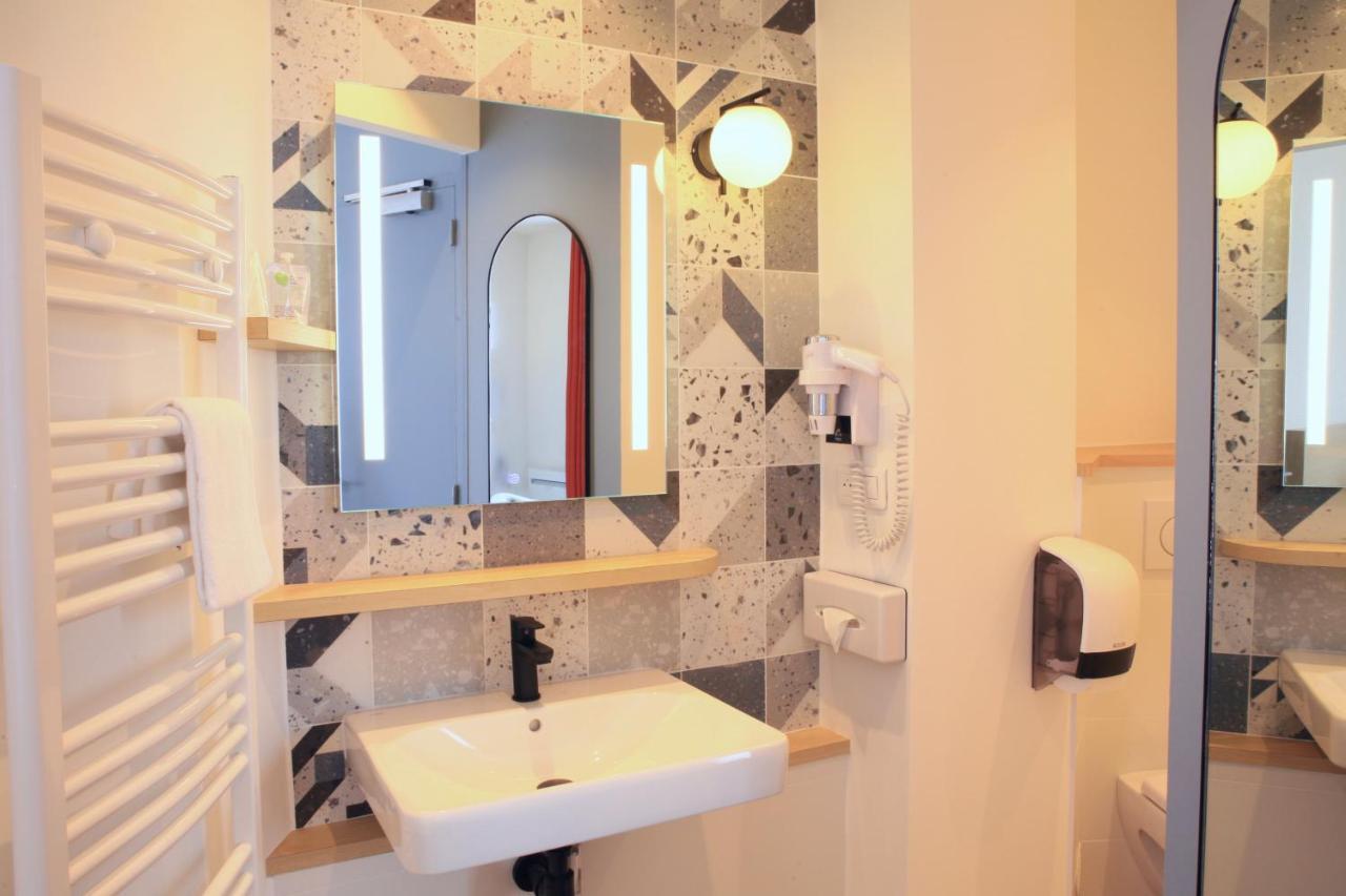 Logis Hotels- Hotel Marguerite D'Anjou Angers Chateau Εξωτερικό φωτογραφία