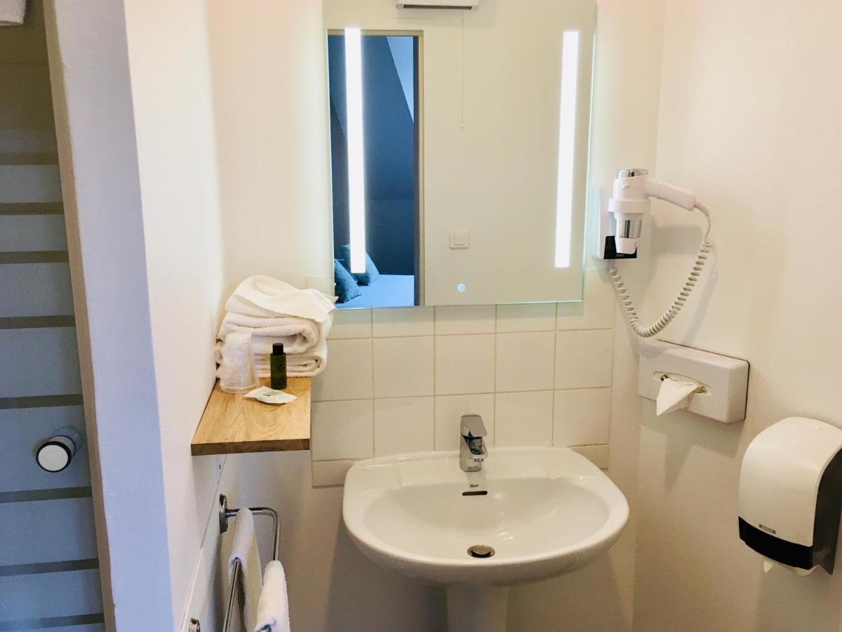Logis Hotels- Hotel Marguerite D'Anjou Angers Chateau Εξωτερικό φωτογραφία