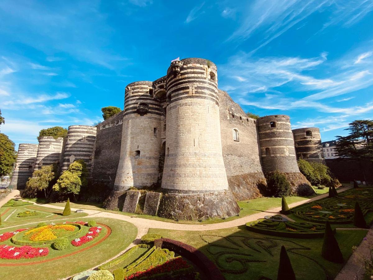 Logis Hotels- Hotel Marguerite D'Anjou Angers Chateau Εξωτερικό φωτογραφία